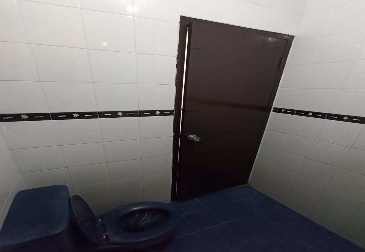 Oyo 92324 Sinar Rejeki Hotel 2*